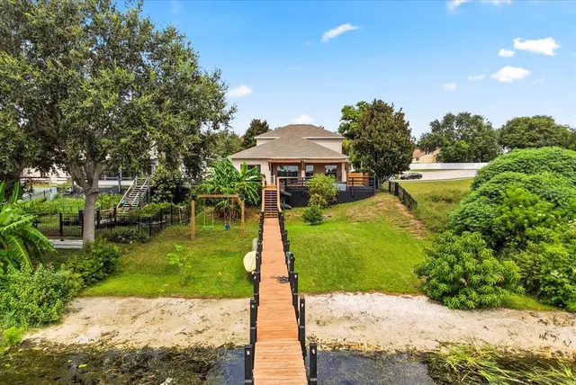 $489,900 | 1408 Kellogg Drive, Tavares, FL 32778