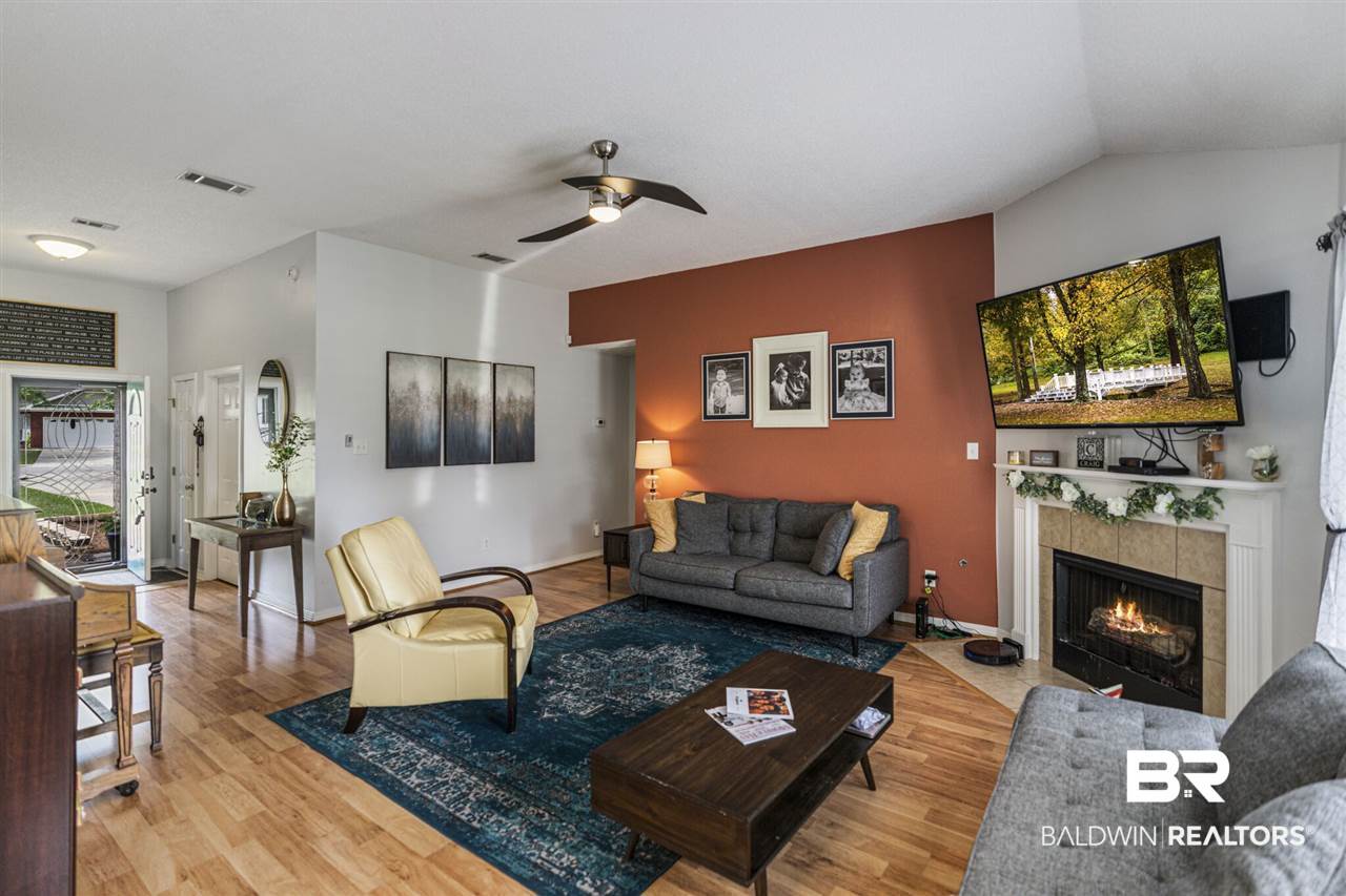29235 Canterbury Road Daphne, AL 36526 - Photo 5 of 19