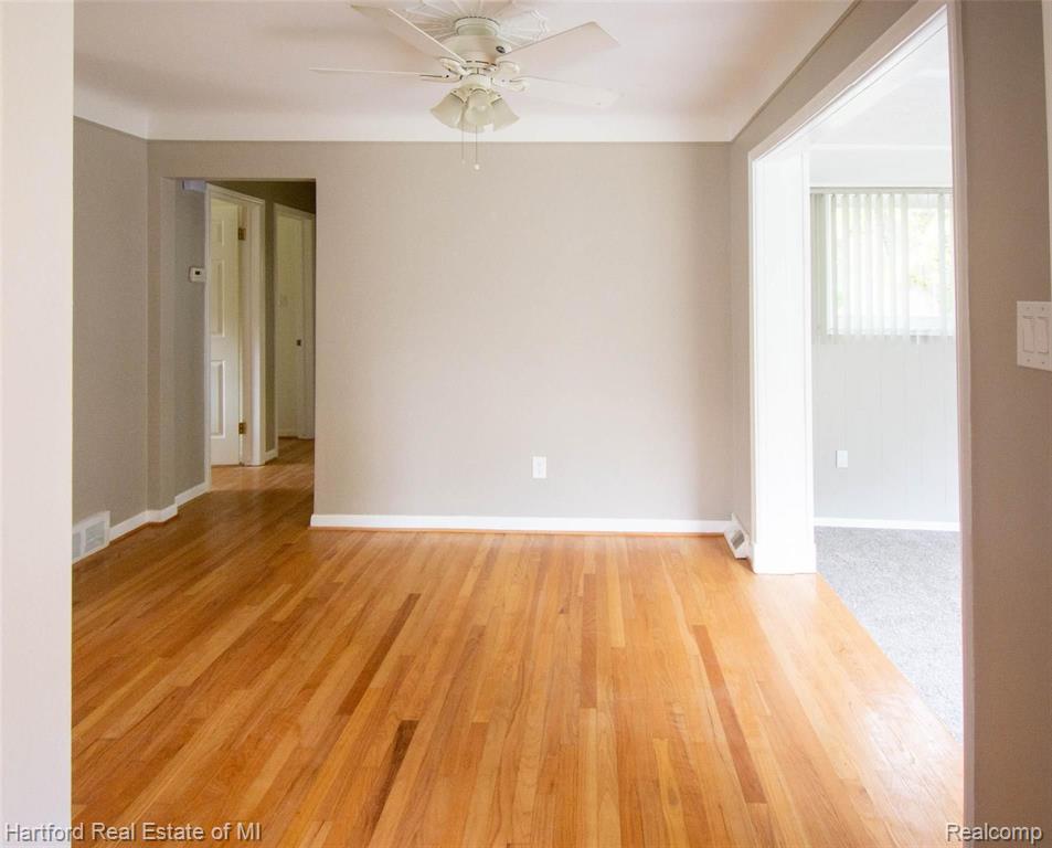28220 Peppermill Road Farmington, MI 48331 - Photo 7 of 20