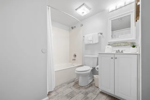 $695,000 | 866 Santa Rosa Boulevard, Unit 506, Fort Walton Beach, FL 32548