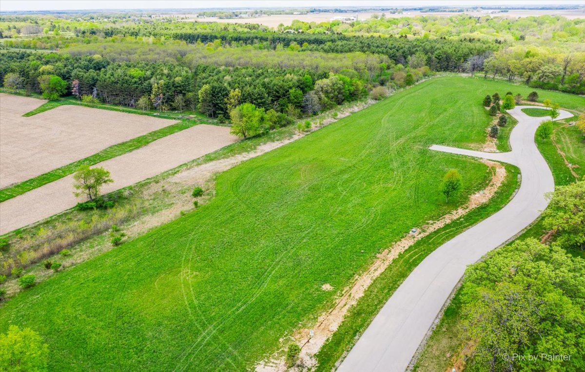 4205 Riverside Drive Johnsburg, IL 60051 - Photo 17 of 29 a view of a city