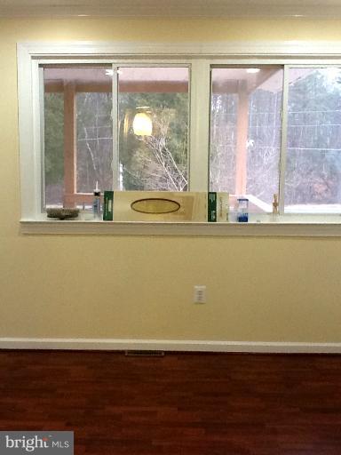 14517 Aden Road Manassas, VA 20112 - Photo 8 of 20 Family Room