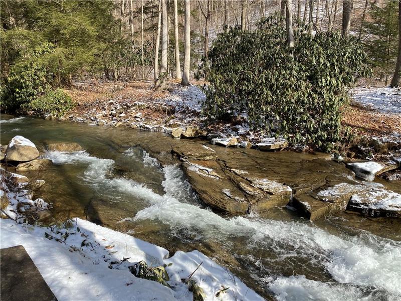 320 Dark Hollow Road Confluence, PA 15424 - Photo 7 of 11