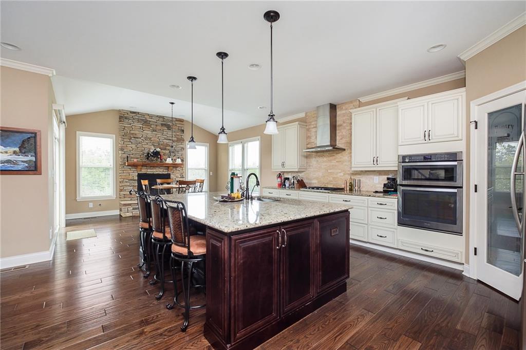 3886 Pelham Road Carmel, IN 46074 - Photo 12 of 55