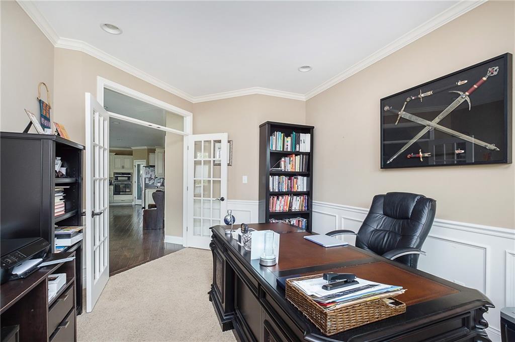 3886 Pelham Road Carmel, IN 46074 - Photo 18 of 55