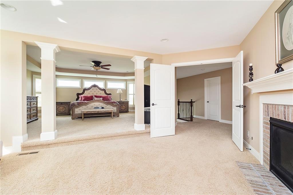 3886 Pelham Road Carmel, IN 46074 - Photo 25 of 55