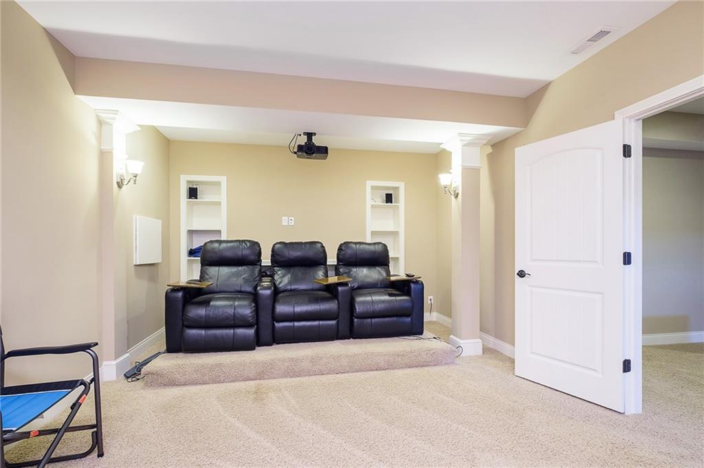 3886 Pelham Road Carmel, IN 46074 - Photo 43 of 55