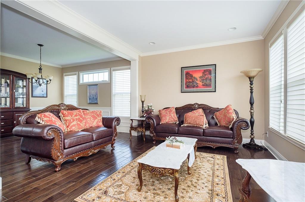 3886 Pelham Road Carmel, IN 46074 - Photo 7 of 55