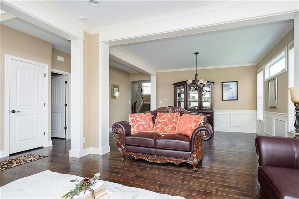 3886 Pelham Road Carmel, IN 46074 - Photo 9 of 55