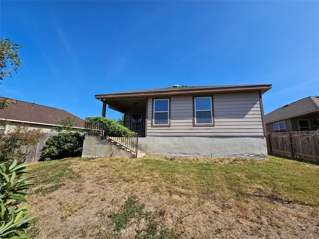 $1,925 | 5601 Little Theater Bend, Austin, TX 78747