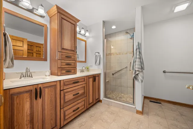 $380,000 | 1012 Joshua Lane, Genoa, IL 60135