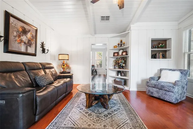 $425,000 | 415 North Avenue I, Clifton, TX 76634