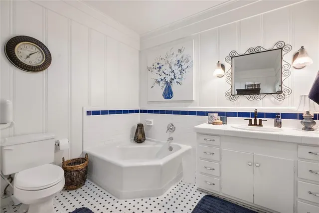 $425,000 | 415 North Avenue I, Clifton, TX 76634