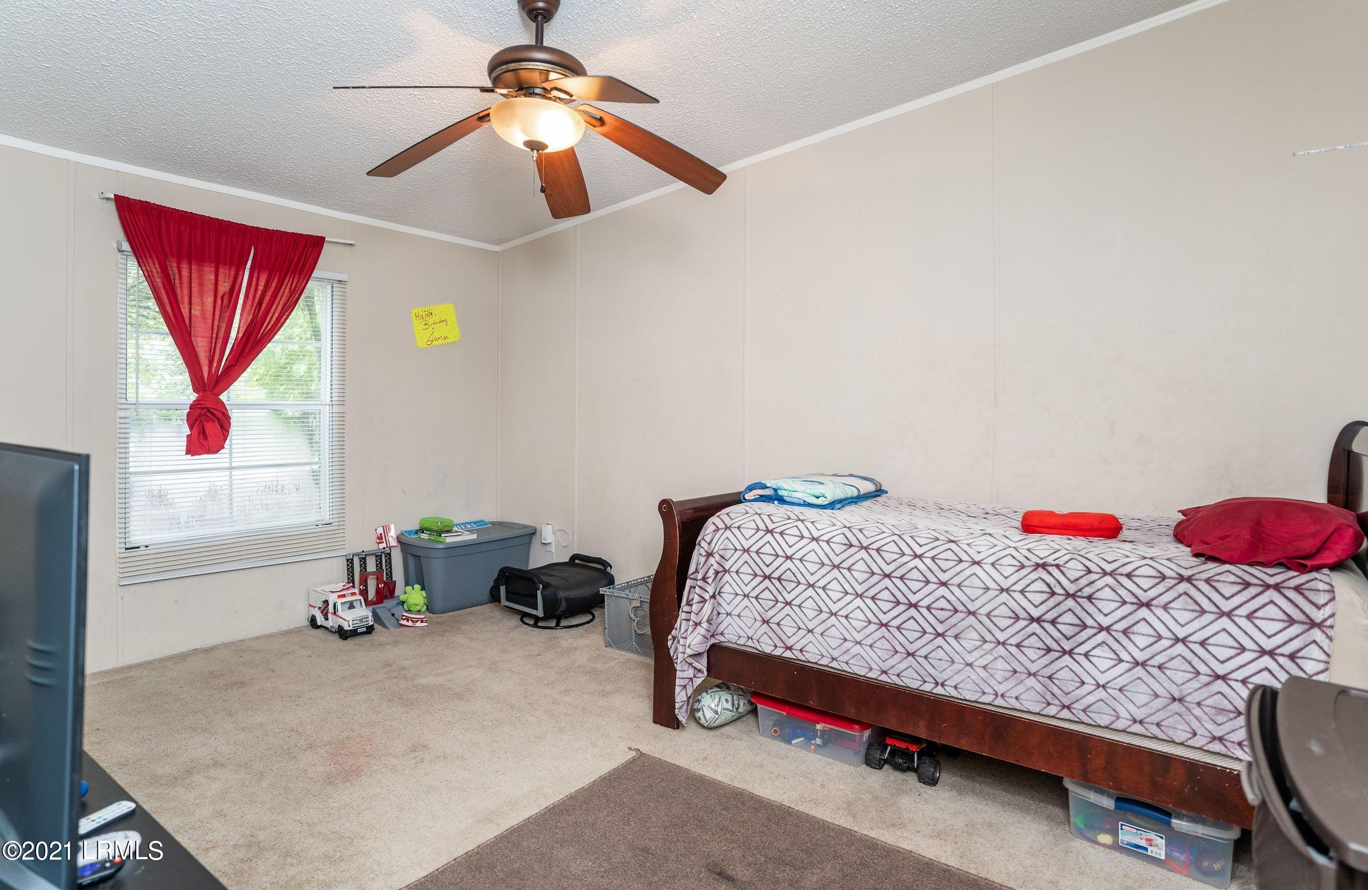 141 Falls Road Beaufort, SC 29906 - Photo 21 of 25 DSC02849-1.jpg-SMALL