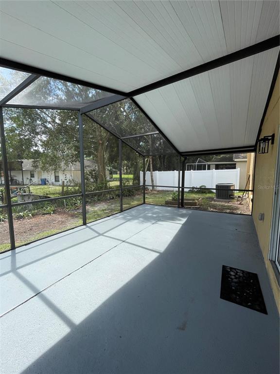 15150 Shaw Road Tampa, FL 33625 - Photo 25 of 26 Gallery Image 25