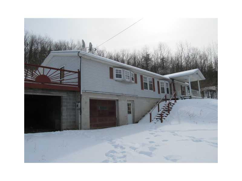 11088 Clear Ridge Road Everett, PA 15537 - Photo 1 of 15 Exterior Front.
