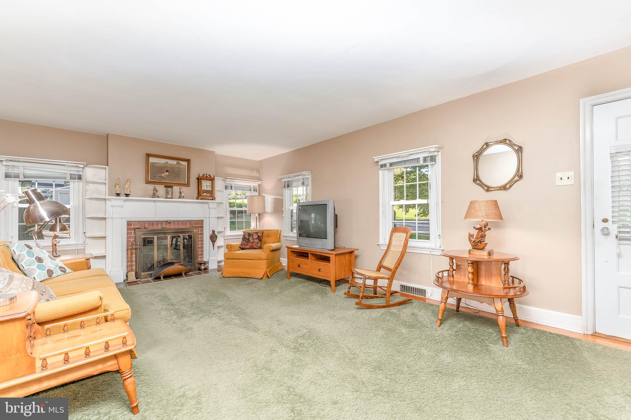 121 North Cedar Street Spring City, PA 19475 - Photo 6 of 36