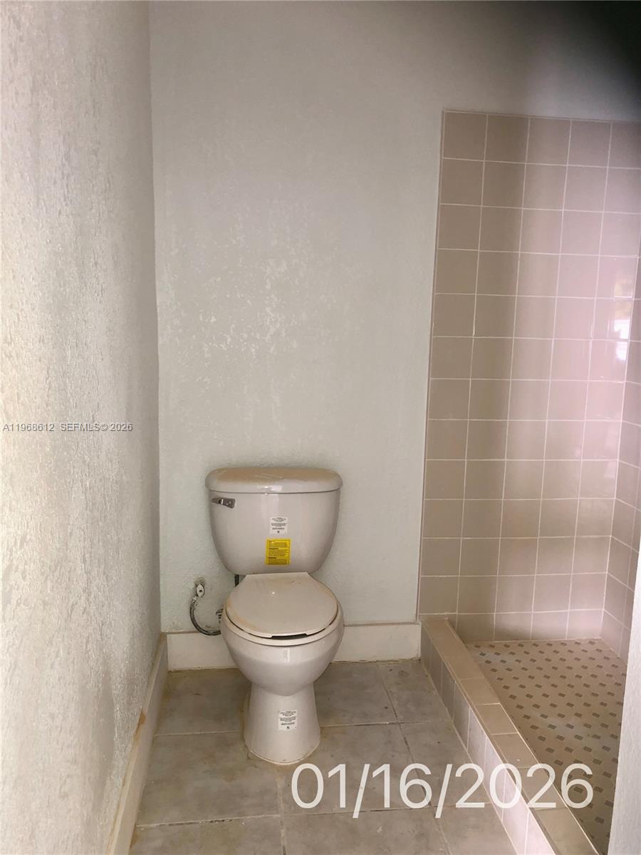 11952 Southwest 176th Terrace Miami, FL 33177 - Photo 12 of 14