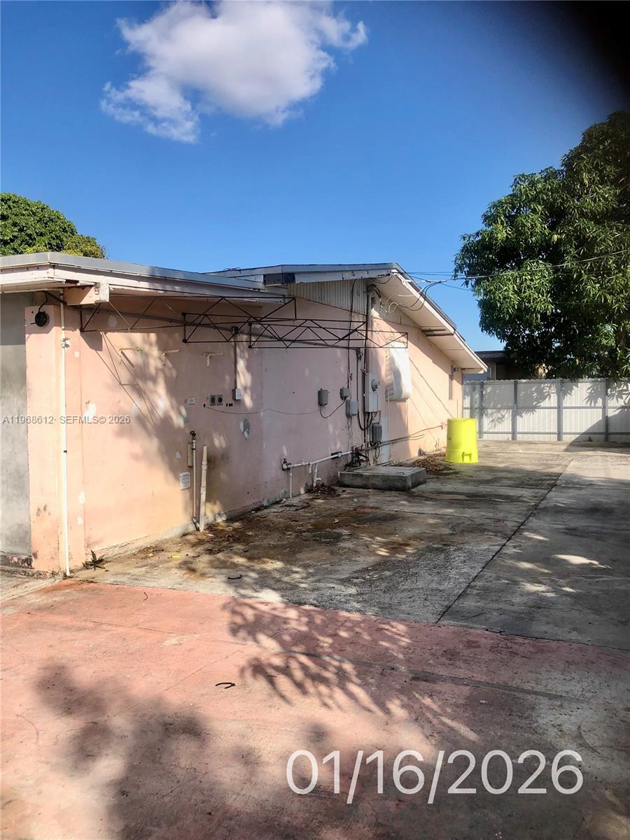 11952 Southwest 176th Terrace Miami, FL 33177 - Photo 3 of 14
