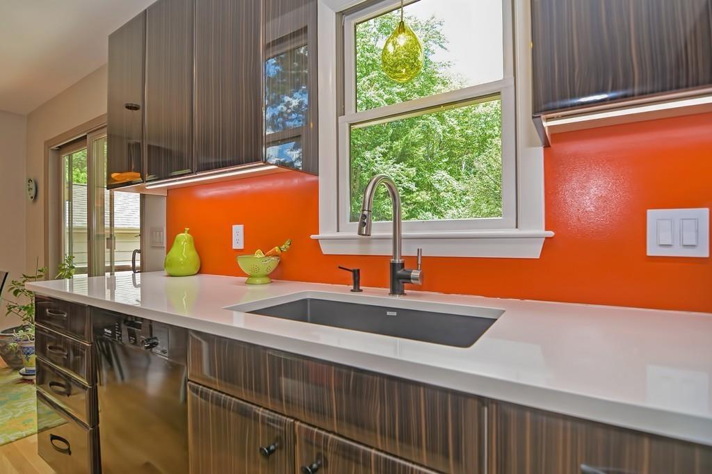 232 Ruggles Street Westborough, MA 01581 - Photo 9 of 34 Gallery Image 9