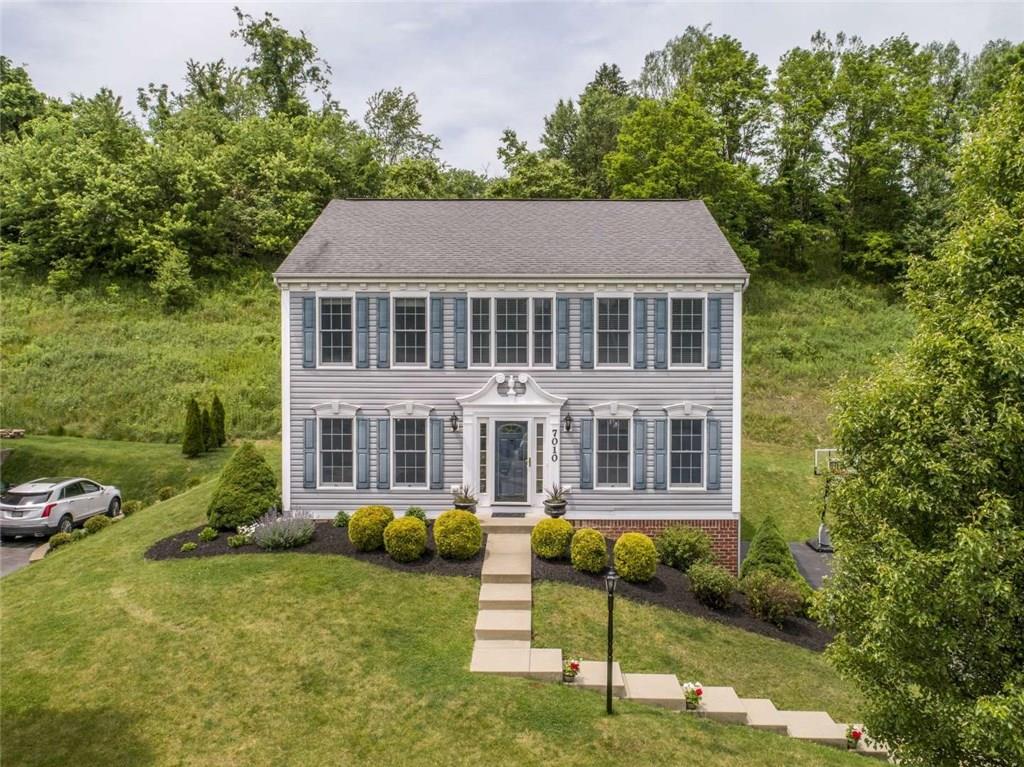 7010 Pin Oak Court McKees Rocks, PA 15136 - Photo 1 of 25