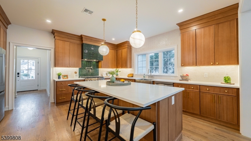 4 Berkeley Road Maplewood, NJ 07040 - Photo 11 of 46