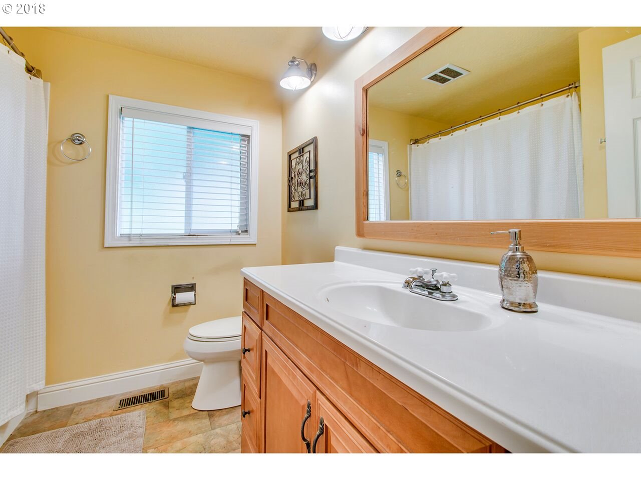 4590 Southwest 202nd Avenue Aloha, OR 97078 - Photo 14 of 27 Gallery Image 14