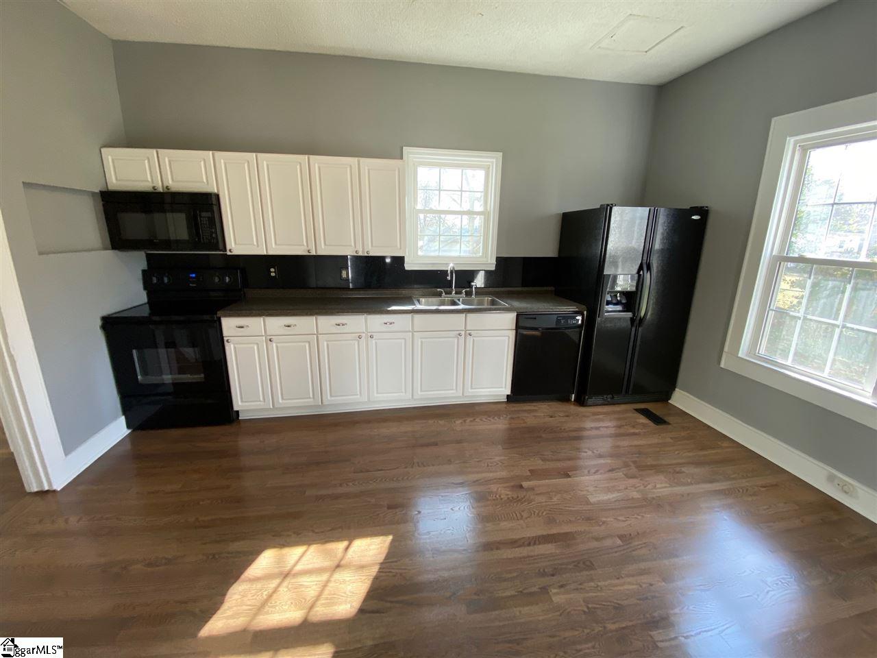103 5th Street Fountain Inn, SC 29644 - Photo 5 of 13