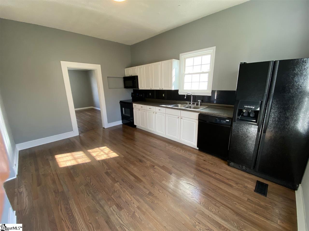 103 5th Street Fountain Inn, SC 29644 - Photo 6 of 13