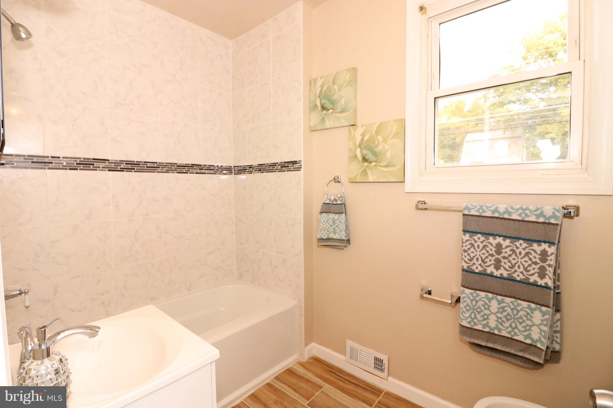 5109 Wheeler Road Oxon Hill, MD 20745 - Photo 17 of 25 Bath