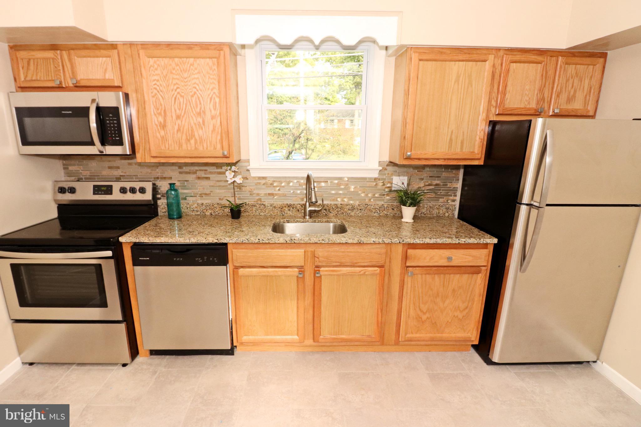 5109 Wheeler Road Oxon Hill, MD 20745 - Photo 8 of 25 Kitchen