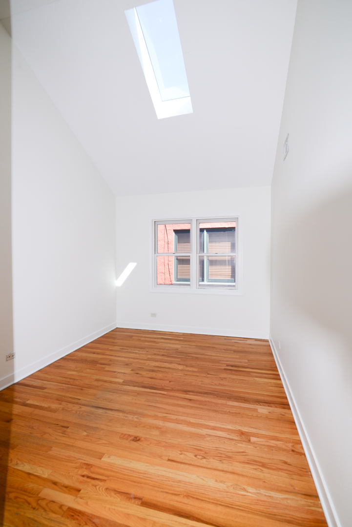 2334 West Harrison Street, Unit 4 Chicago, IL 60612 - Photo 18 of 19