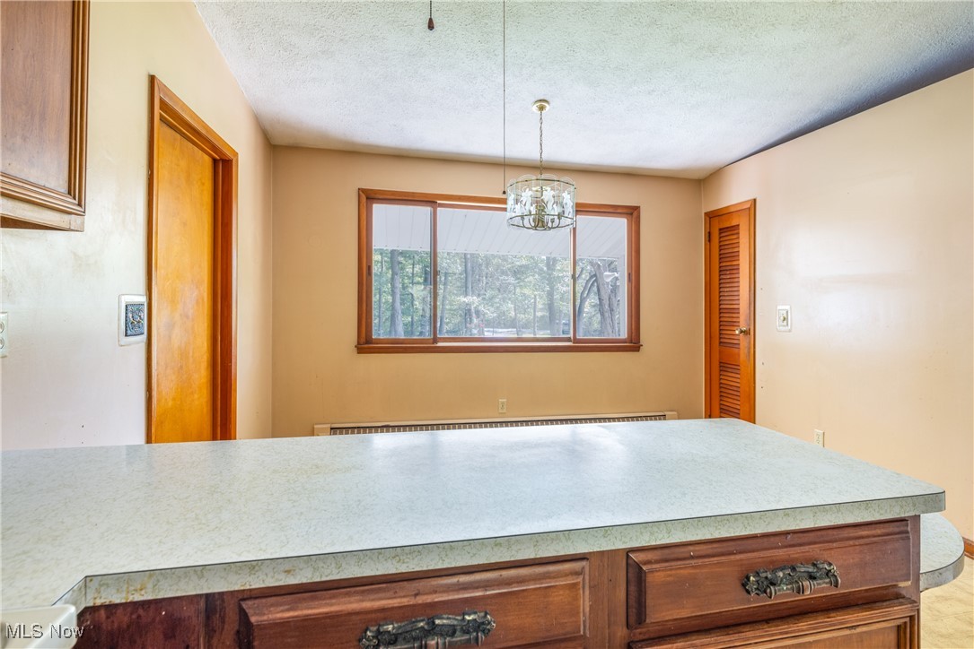 3529 Spring Valley Road Akron, OH 44333 - Photo 13 of 46