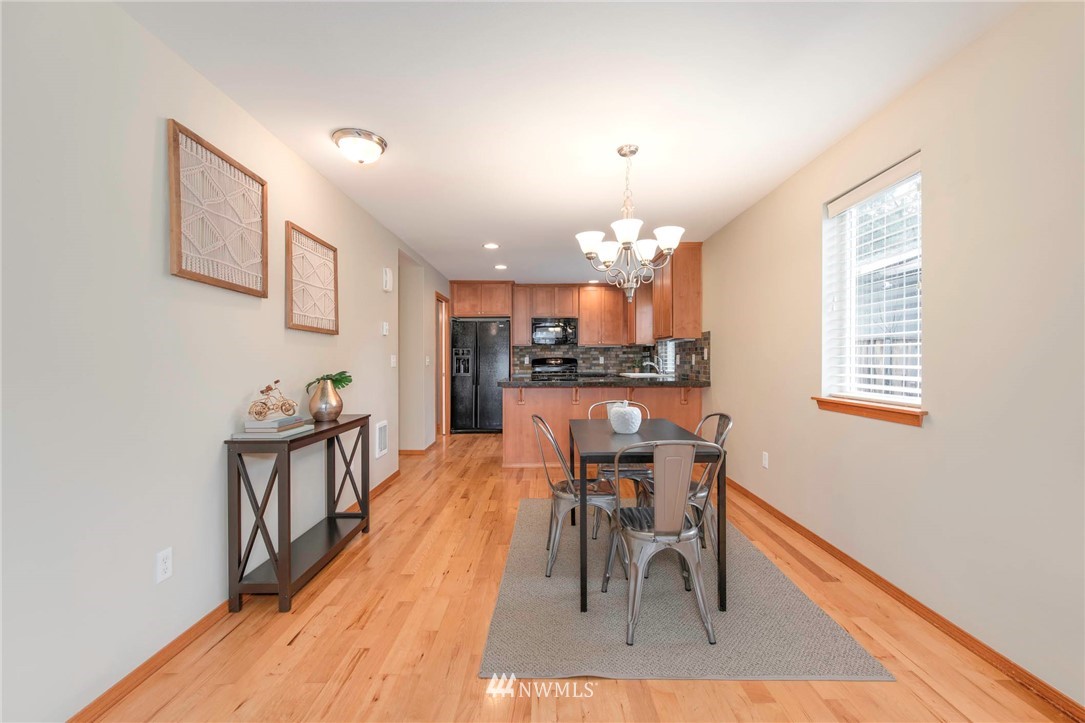 4750 Delridge Way Southwest, Unit B Seattle, WA 98106 - Photo 8 of 27 Gallery Image 8