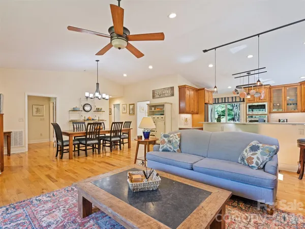 $935,000 | 9 Golfview Drive, Maggie Valley, NC 28751