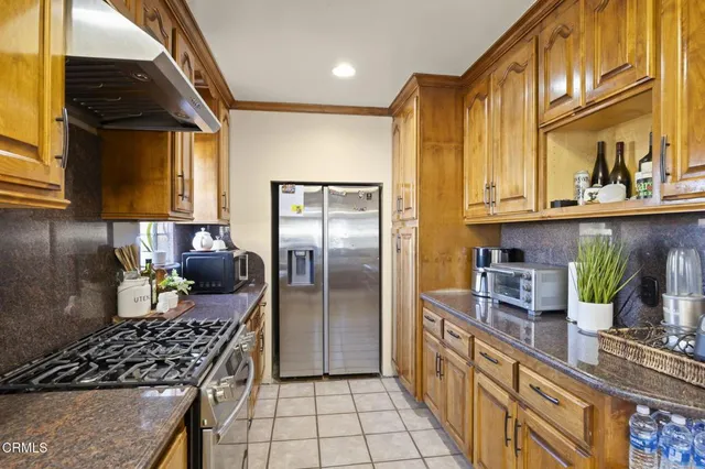 $735,000 | 904 West Beverly Drive, Oxnard, CA 93030