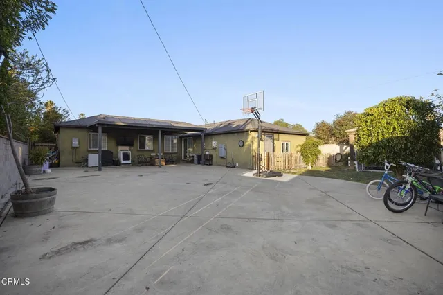 $735,000 | 904 West Beverly Drive, Oxnard, CA 93030