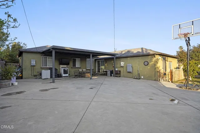 $735,000 | 904 West Beverly Drive, Oxnard, CA 93030