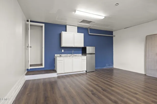 $735,000 | 904 West Beverly Drive, Oxnard, CA 93030