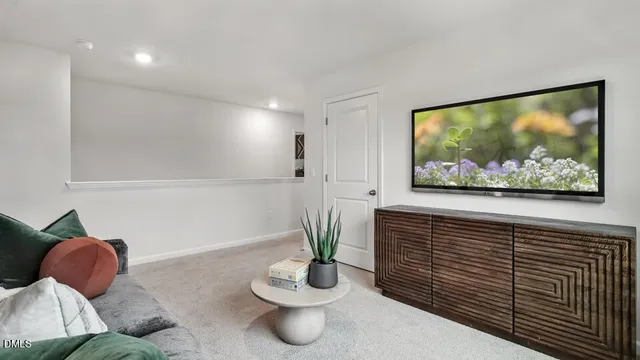 $481,190 | 208 Lightfoot Lane, Hillsborough, NC 27278