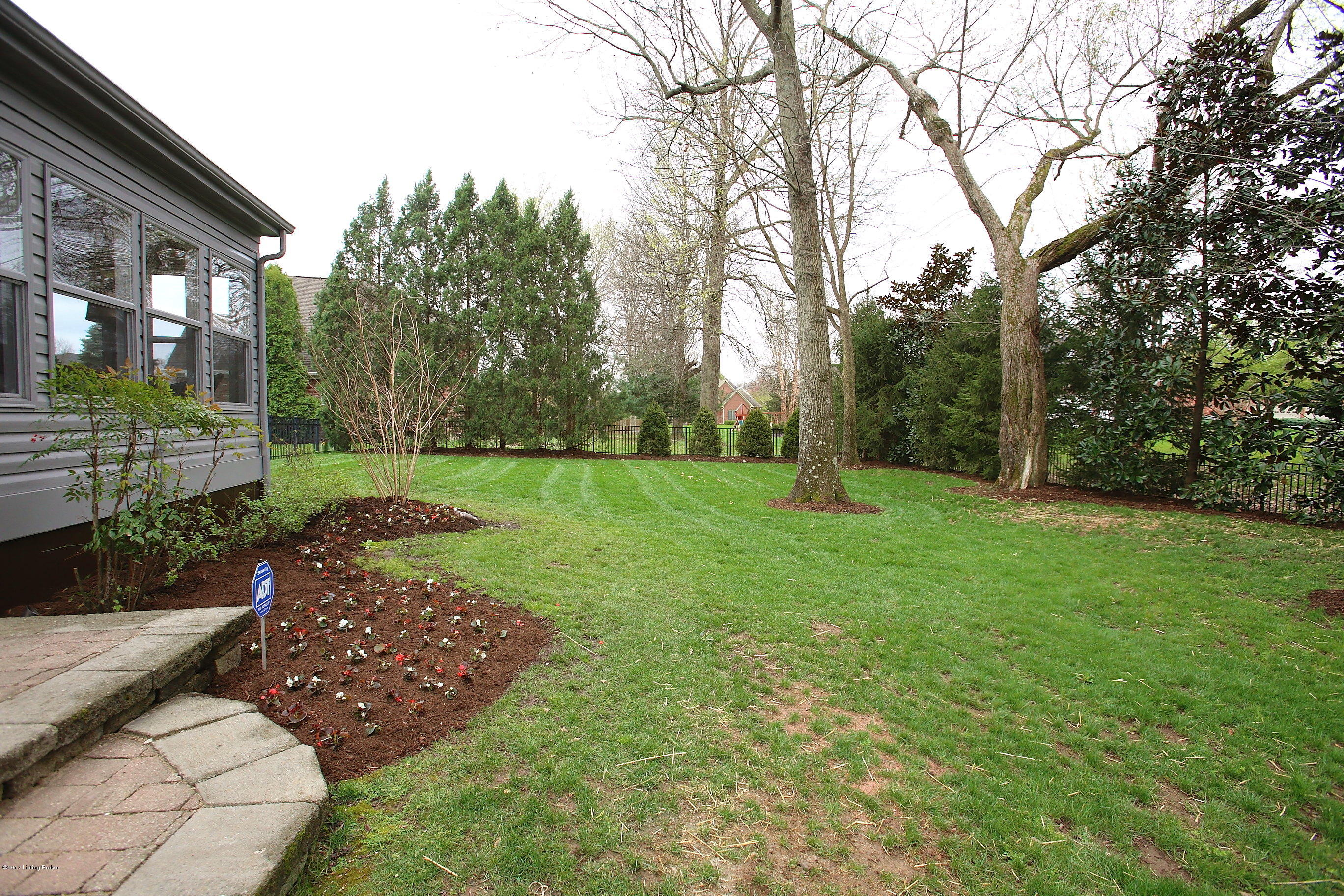 6307 Walnut Ridge Trail Prospect, KY 40059 - Photo 31 of 36 View of backyard from patio