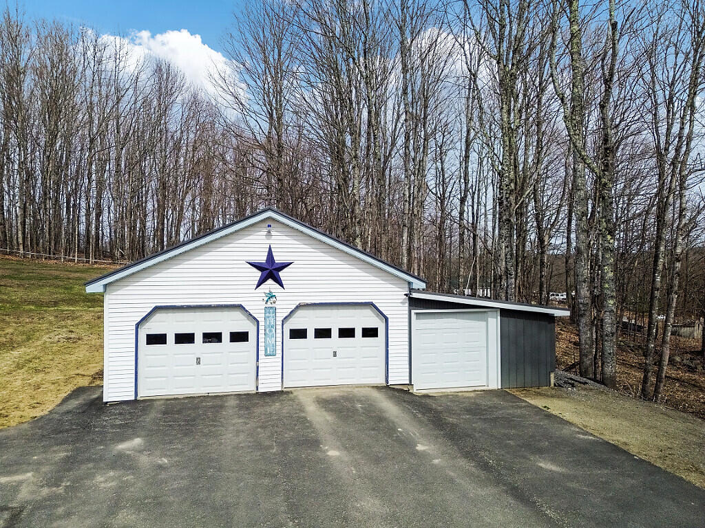 1675 Western Ridge Road Palermo, ME 04354 - Photo 35 of 43 35 garage