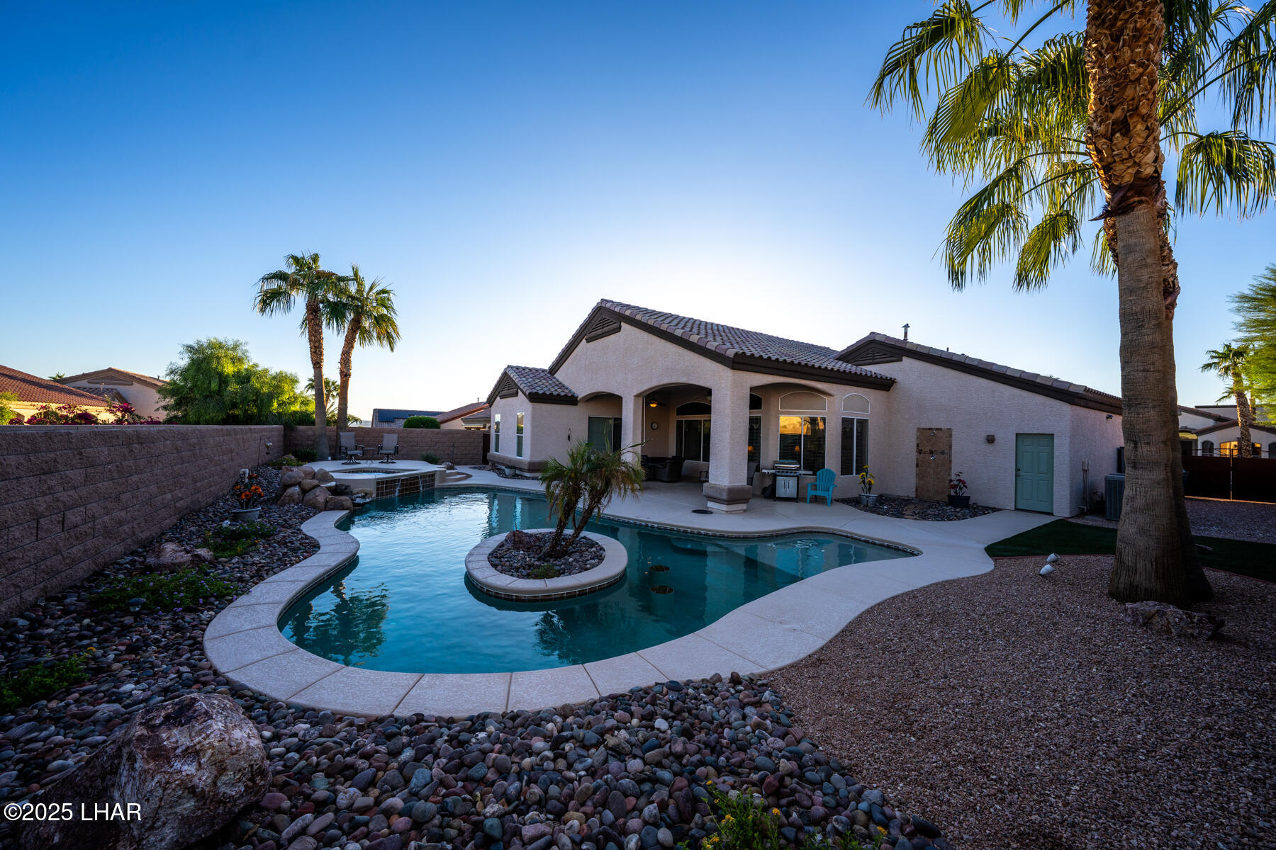3870 Northgate Road Lake Havasu City, AZ 86404 - Photo 33 of 38 HAVASU Runabout-070