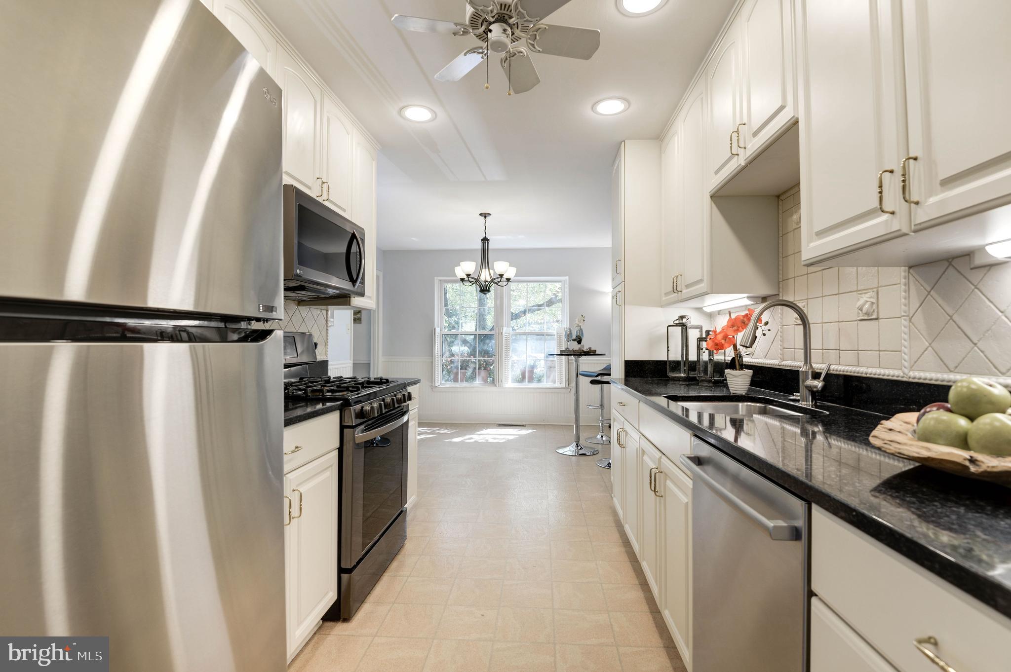2198 Golf Course Drive Reston, VA 20191 - Photo 14 of 42 Gallery Image 14