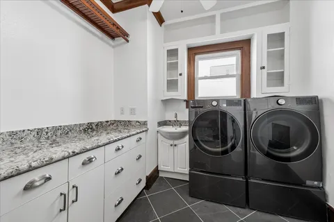 $1,495,000 | 1645 Kipling Street, Houston, TX 77006