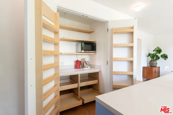 $10,500 | 5676 Hub Street, Los Angeles, CA 90042