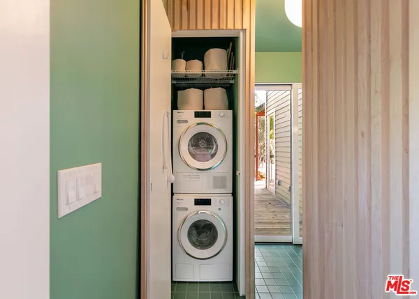 $10,500 | 5676 Hub Street, Los Angeles, CA 90042