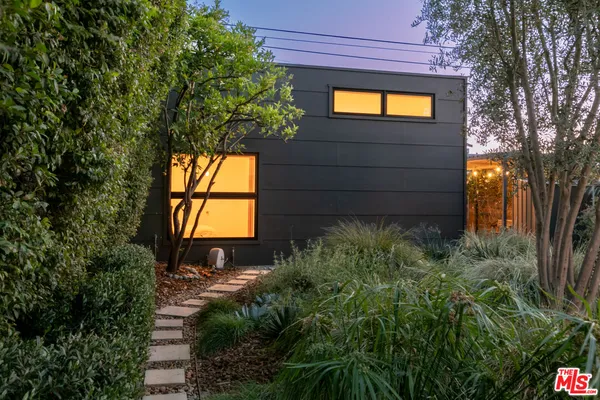 $10,500 | 5676 Hub Street, Los Angeles, CA 90042