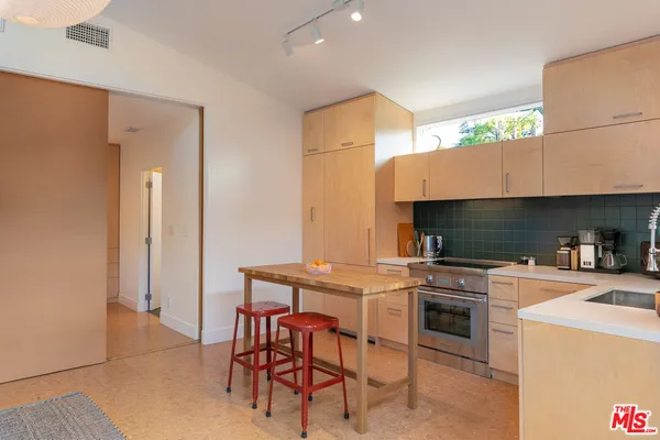 $10,500 | 5676 Hub Street, Los Angeles, CA 90042