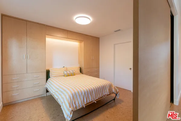 $10,500 | 5676 Hub Street, Los Angeles, CA 90042